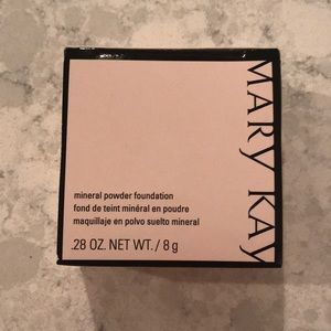 Mary Kay Mineral powder foundation